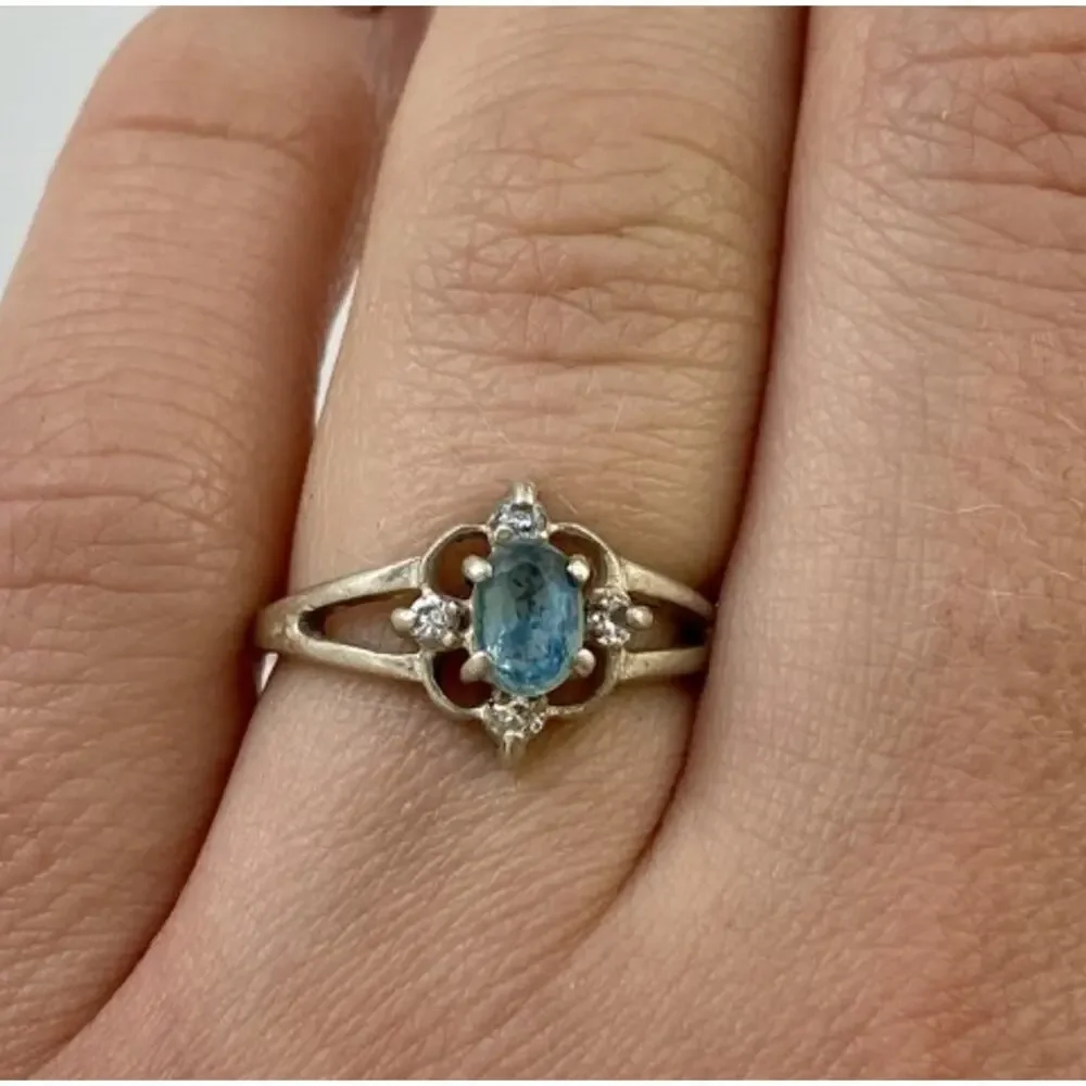 925 Sterling Silver Blue Spinel & CZ Ring Size 6.75